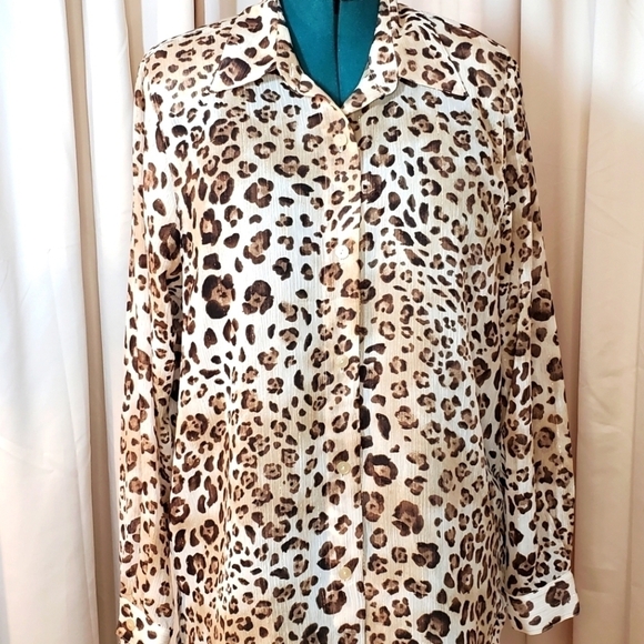 0038. Alfred Dunner ~ Leopord Print ~ Lightweight Blouse ~ 16 - Picture 1 of 11